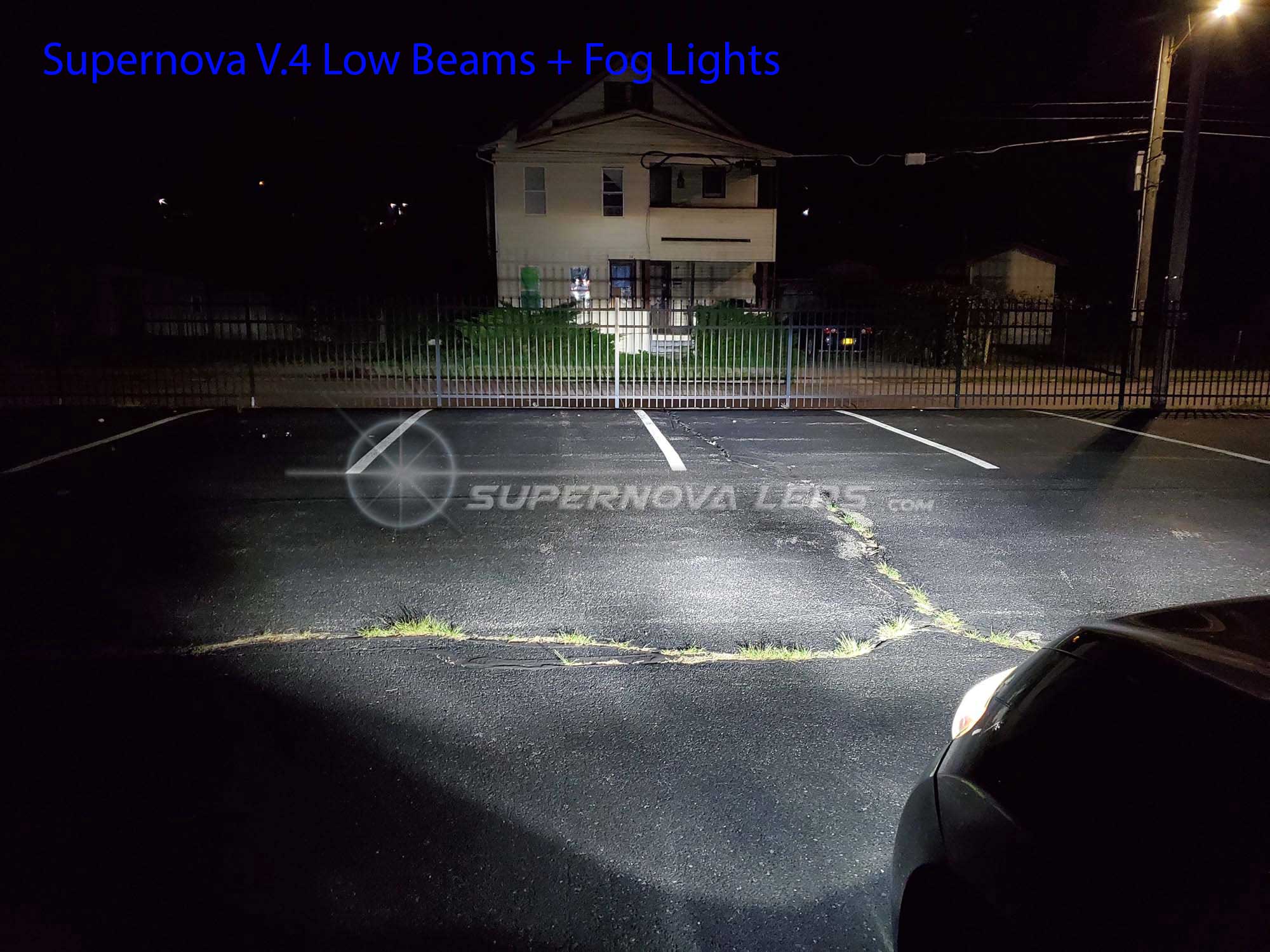 Supernova V.4 X LEDs in a Nissan Murano Low Beams + Fog Lights